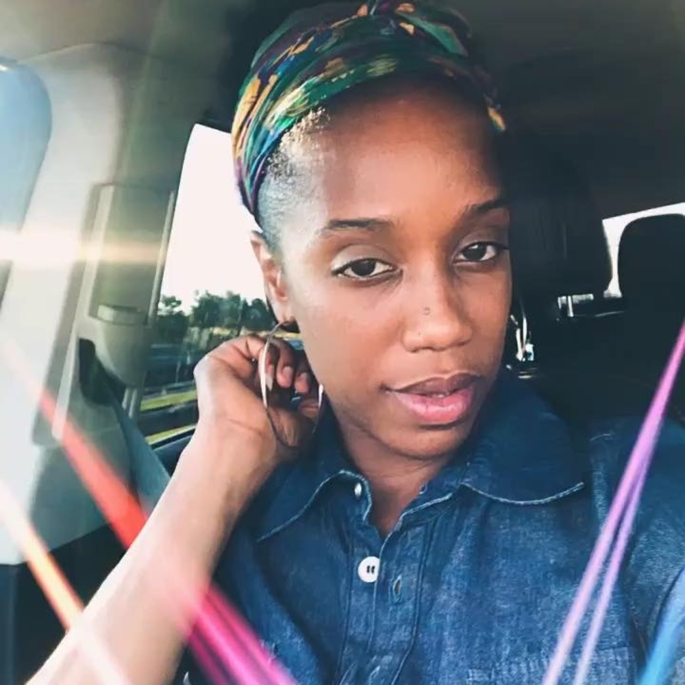 Meet your Posher, Latoya